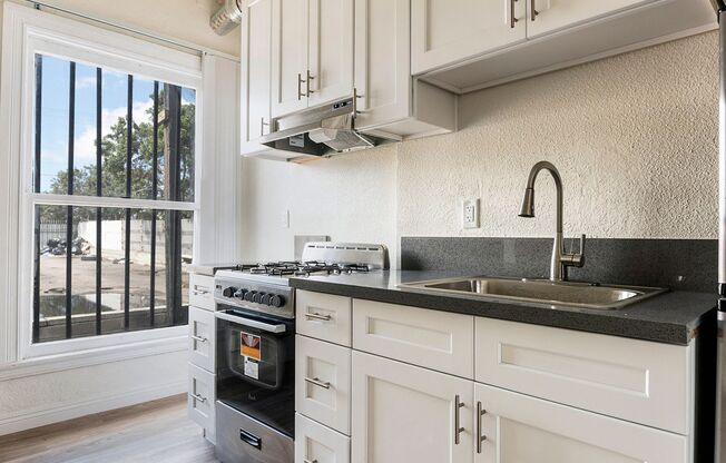 1 bed, 1 bath, 336 sqft, $1,553.75, Unit 819-05