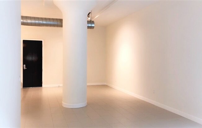 2 beds, 1 bath, 1,100 sqft, $2,850, Unit 507