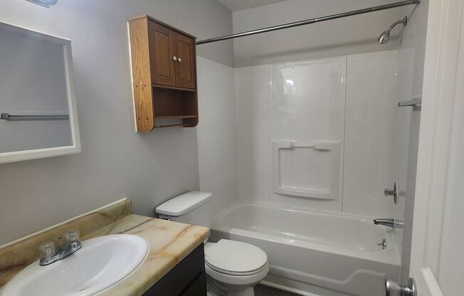 1 bed, 1 bath, 646 sqft, $795, Unit 370A