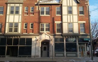 601 W. Oak Street