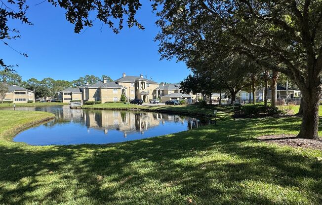 2 beds, 2 baths, $1,700