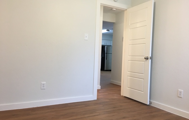 2 beds, 1 bath, 780 sqft, $1,200, Unit Unit A