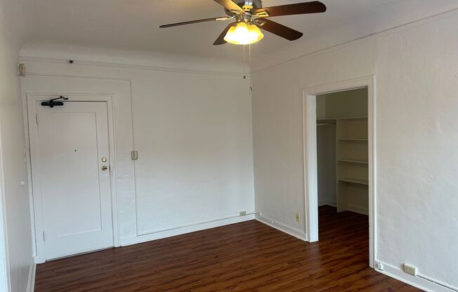 222-1716 N EDGEMONT ST