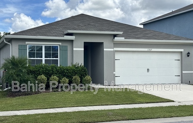 1307 FOX SQUIRREL DR 