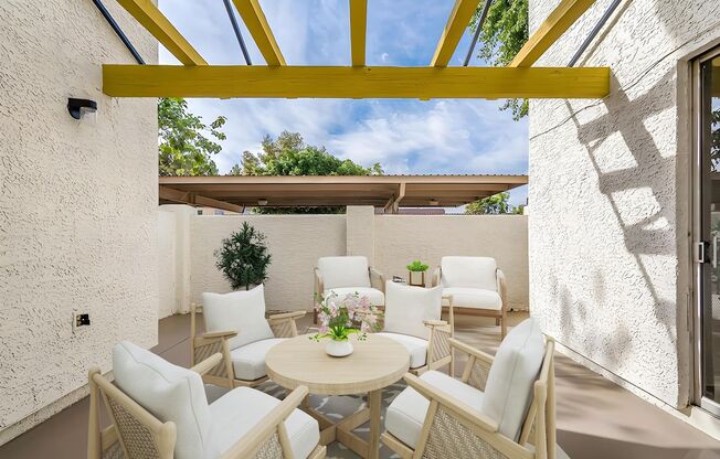 3 beds, 2 baths, 1,098 sqft, $1,800, Unit 34