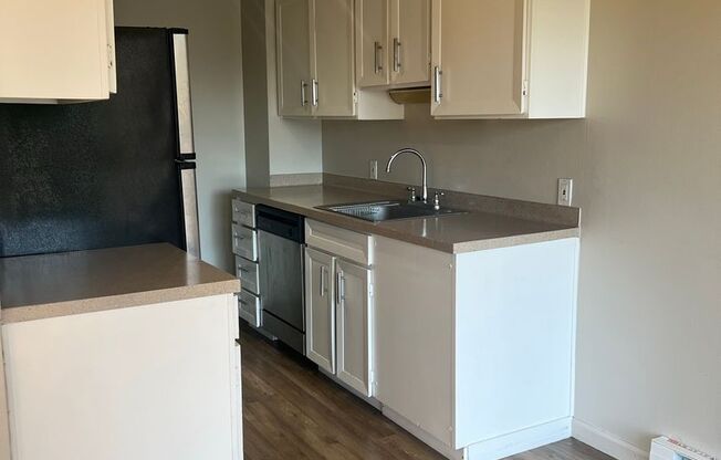 1 bed, 1 bath, 646 sqft, $1,475, Unit 504