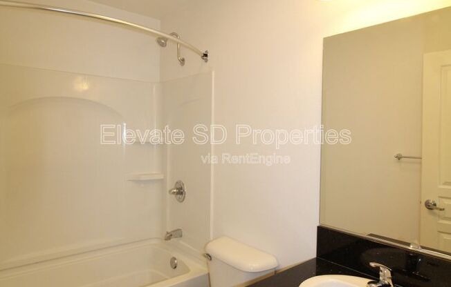 3 beds, 2 baths, 1,747 sqft, $3,595, Unit 301