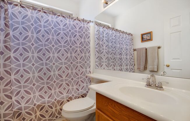 3 beds, 2 baths, $2,350