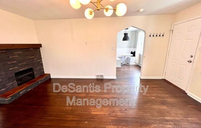 2965 BREVARD AVE