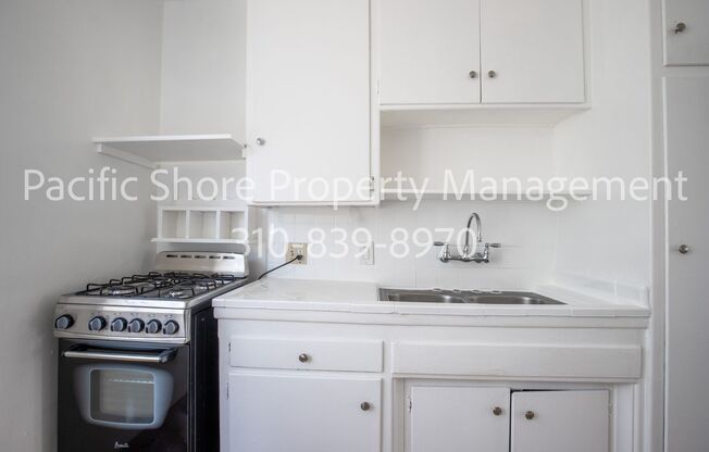 1233 N Ardmore Ave Apartments