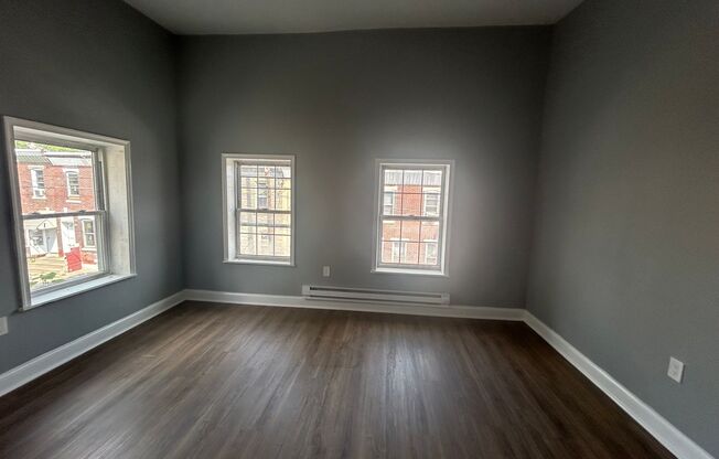 4134 Orchard St, Spacious Renovated Apartment!