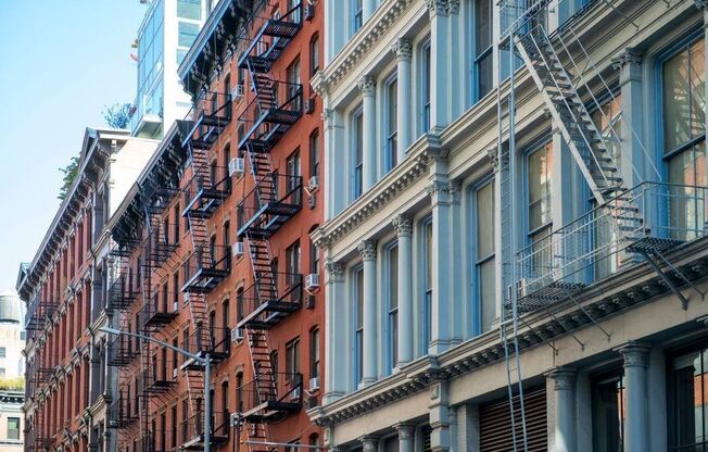 101 THOMPSON ST