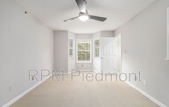 3901 RIVERLOOK PKWY