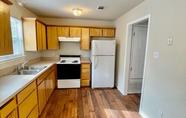 2 bedroom townhome in Moody, Texas.