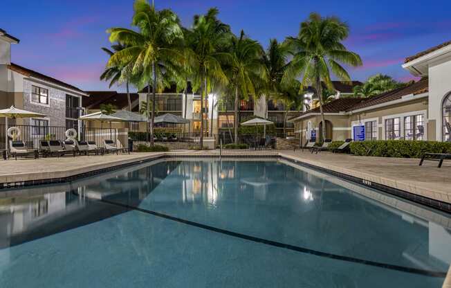 Tropical living in the heart of Hollywood FL