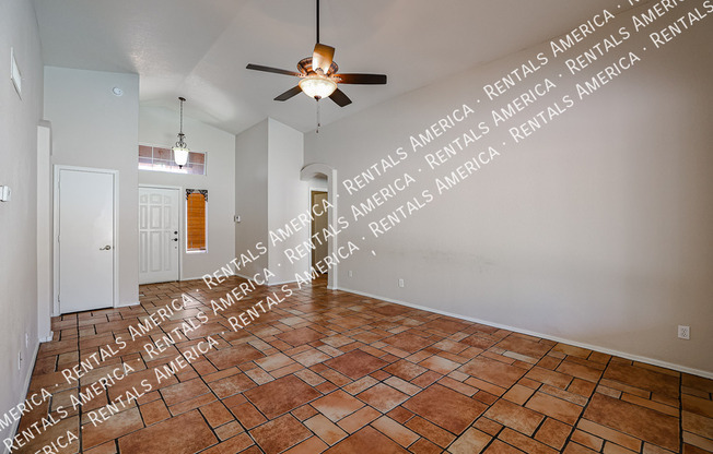 5375 N 87 AVE