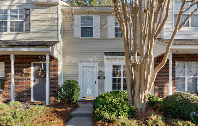 12311 BLUESTEM LN