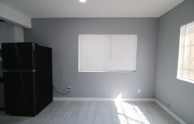 1 bed, 1 bath, 700 sqft, $2,050, Unit 2