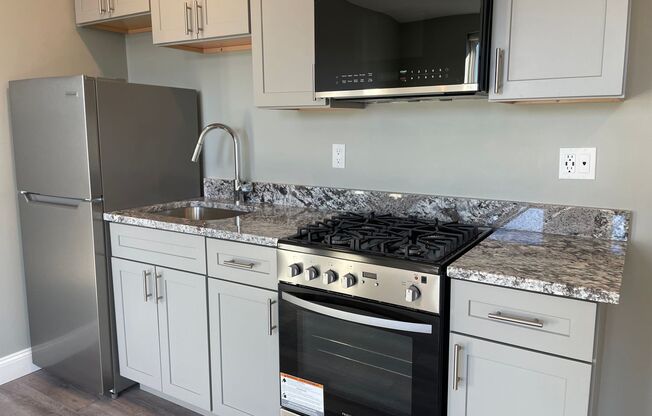 Studio, 1 bath, 415 sqft, $2,000, Unit 507