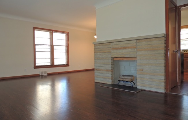 Astonishingly Renovated 3 Bedroom, 1.5 Bathroom Colonial!