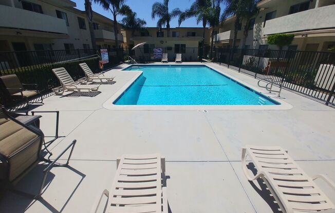 2 beds, 2 baths, 925 sqft, $2,450, Unit 14