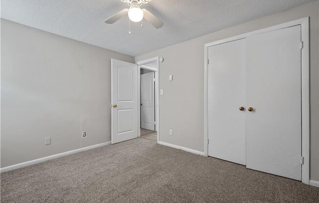 2 beds, 1 bath, 817 sqft, $999, Unit Unit A