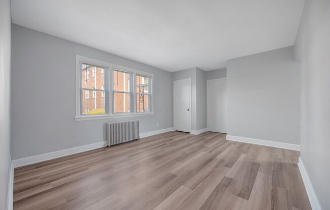 3 beds, 1 bath, 950 sqft, $1,295, Unit 619 Southcrest Drive #18