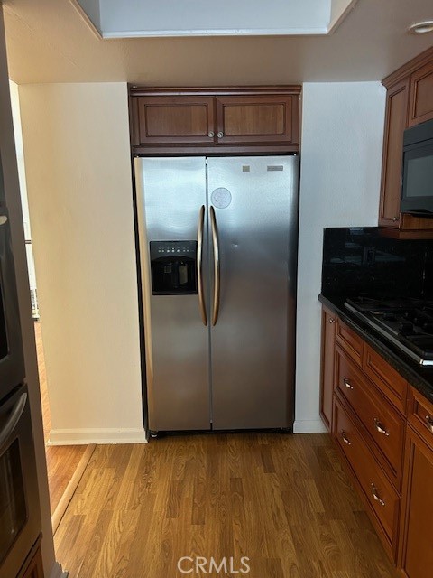 2 beds, 2.3 baths, 1,650 sqft, $3,300, Unit F36