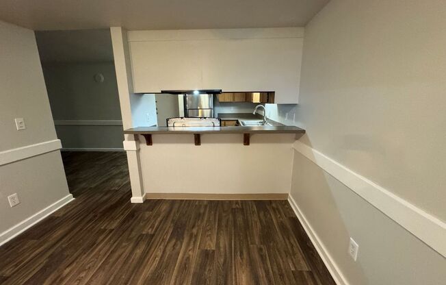 2 beds, 2 baths, 1,170 sqft, $1,555, Unit 1117