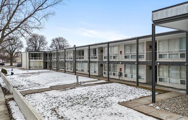 3415 FAIRMONT RD
