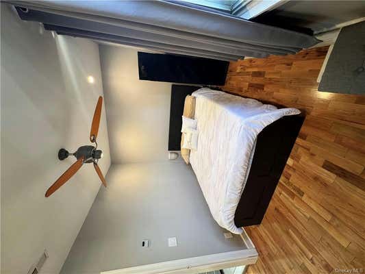 2 beds, 1 bath, 1,020 sqft, $3,150