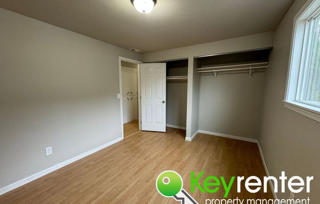 3 beds, 1 bath, $2,450