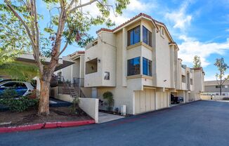 Quiet & Secluded Unit for Rent in Santee!