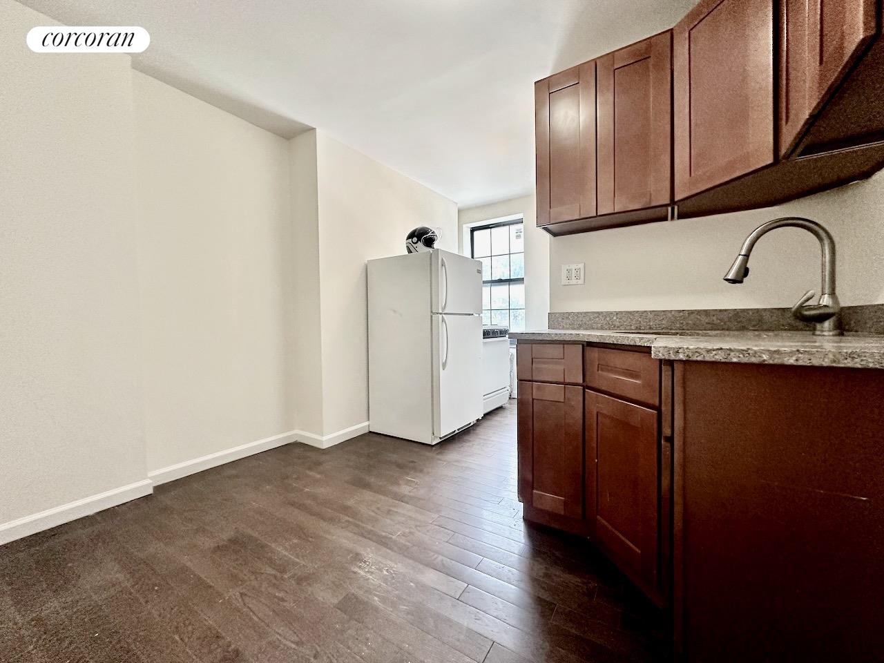 155 Chrystie St
