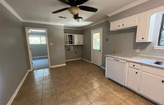 3 beds, 2 baths, $1,325