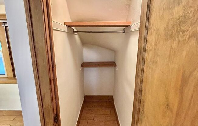 1 bed, 1 bath, 475 sqft, $2,370, Unit 233-122