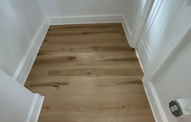 Studio, 1 bath, 500 sqft, $767, Unit Unit 306