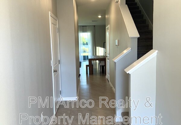202 MANGROVE SHADE CIR