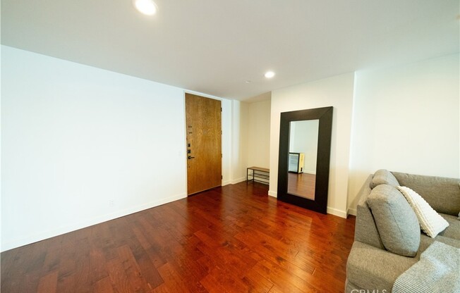 1 bed, 2 baths, 954 sqft, $3,695, Unit 1405