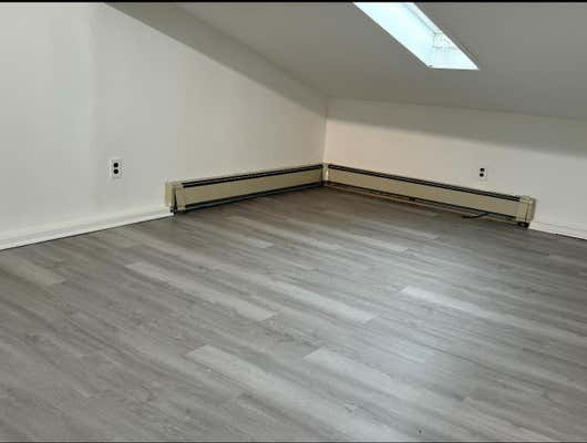 120 11 22 AVE
