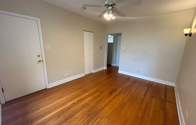 Studio, 1 bath, 650 sqft, $1,350, Unit 4411-2A