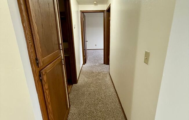 2 beds, 2 baths, 1,029 sqft, $1,169, Unit 1901-022