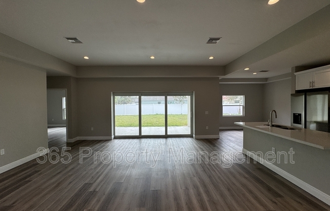 4368 KENNETT ST