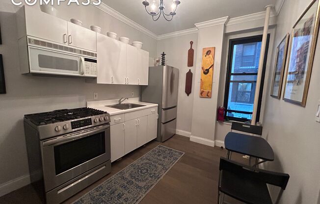 1 bed, 1 bath, $3,975, Unit 4