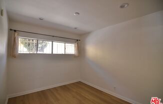 1 bed, 1 bath, 500 sqft, $1,800, Unit 1