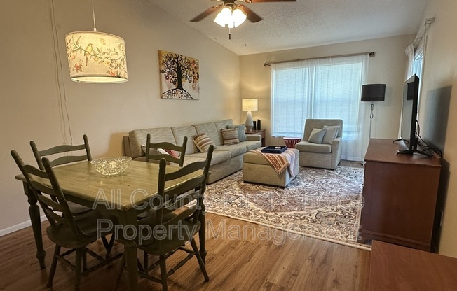 7315 PARKSIDE VILLA DR