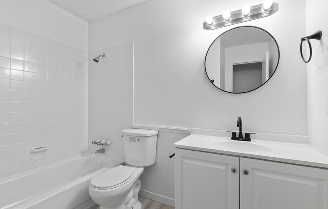 Recently updated apartments near to shopping, dining, and public transportation