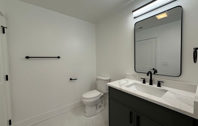 1 bed, 1.5 baths, 689 sqft, $3,375, Unit 202