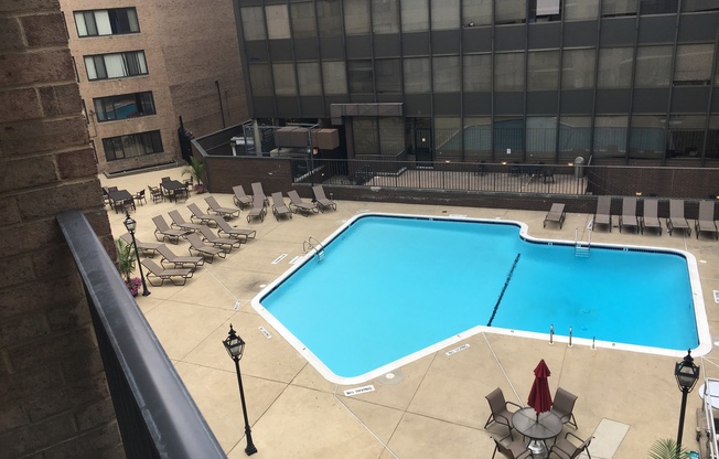 Studio, 1 bath, 440 sqft, $2,450, Unit 0303