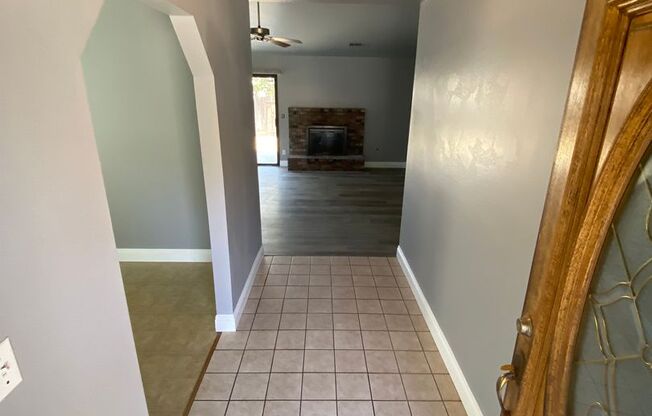 Charming Home for rent in Visalia, Ca